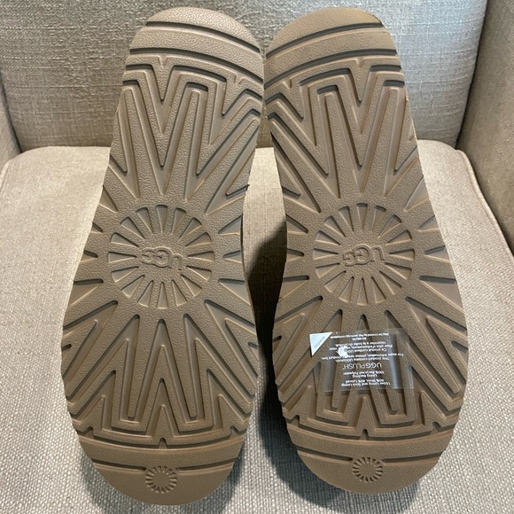 UGG Classic Mini Platform Chestnut Brown Boot Size 9 - Picture 12 of 12